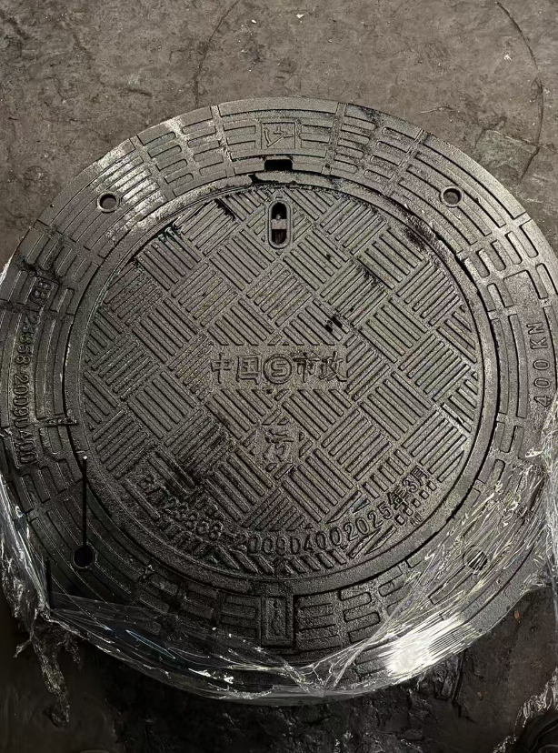 西昌球墨铸铁防沉降井盖展示